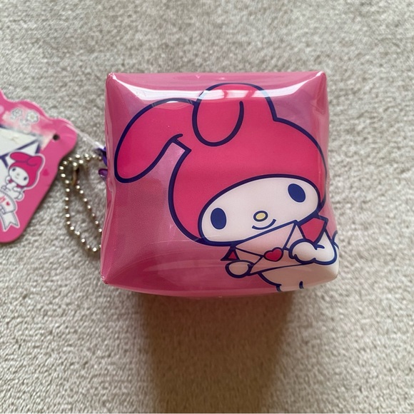 sanrio my melody vinyl cube keychain - Picture 2 of 6